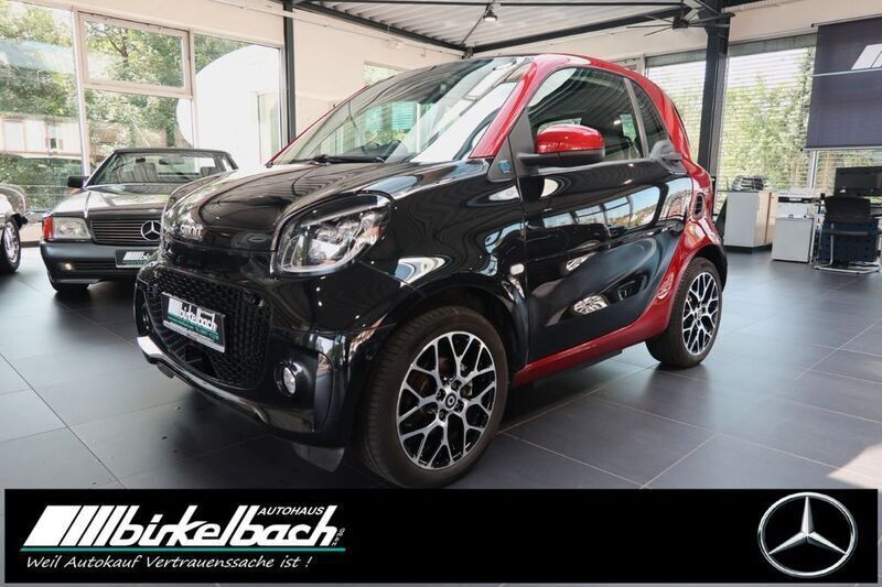 Rot Gebraucht 2022 Smart ForTwo Electric Drive Prime Coupé | 14.100 € (Fairer Preis) - Bild 1/4