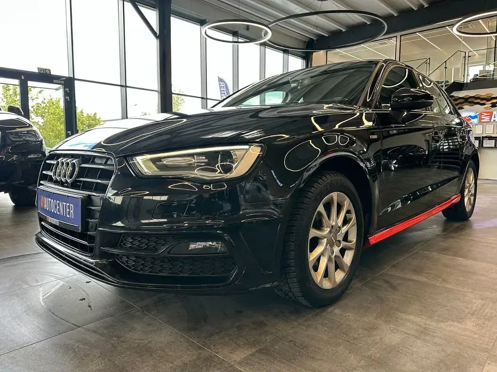Gebraucht Audi A3 Ambiente 150 PS (110 kW) 2016 Schwarz Limousine