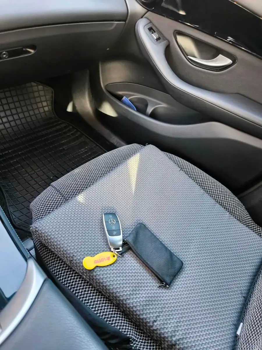 Gebraucht Mercedes GLC200 160 PS (117 kW) 2019 Grau SUV
