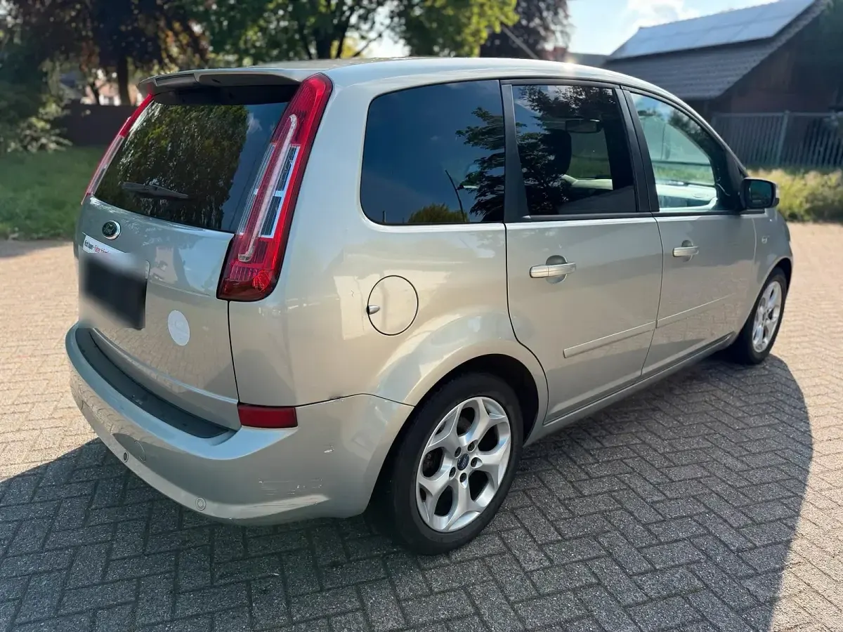 Gebraucht Ford C-MAX 125 PS (91 kW) 2010 Van / Kleinbus