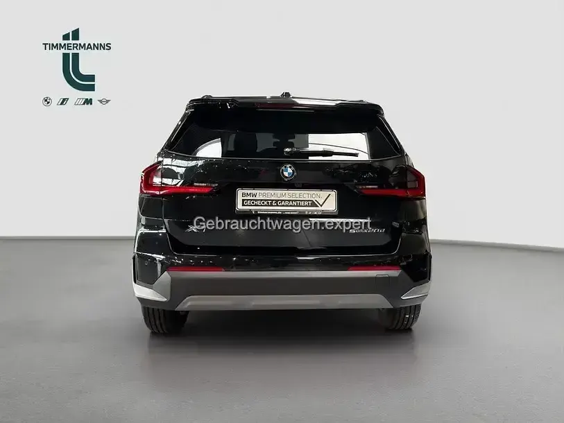 Gebraucht BMW X1 163 PS (119 kW) 2025 Saphirschwarz (metallic) SUV