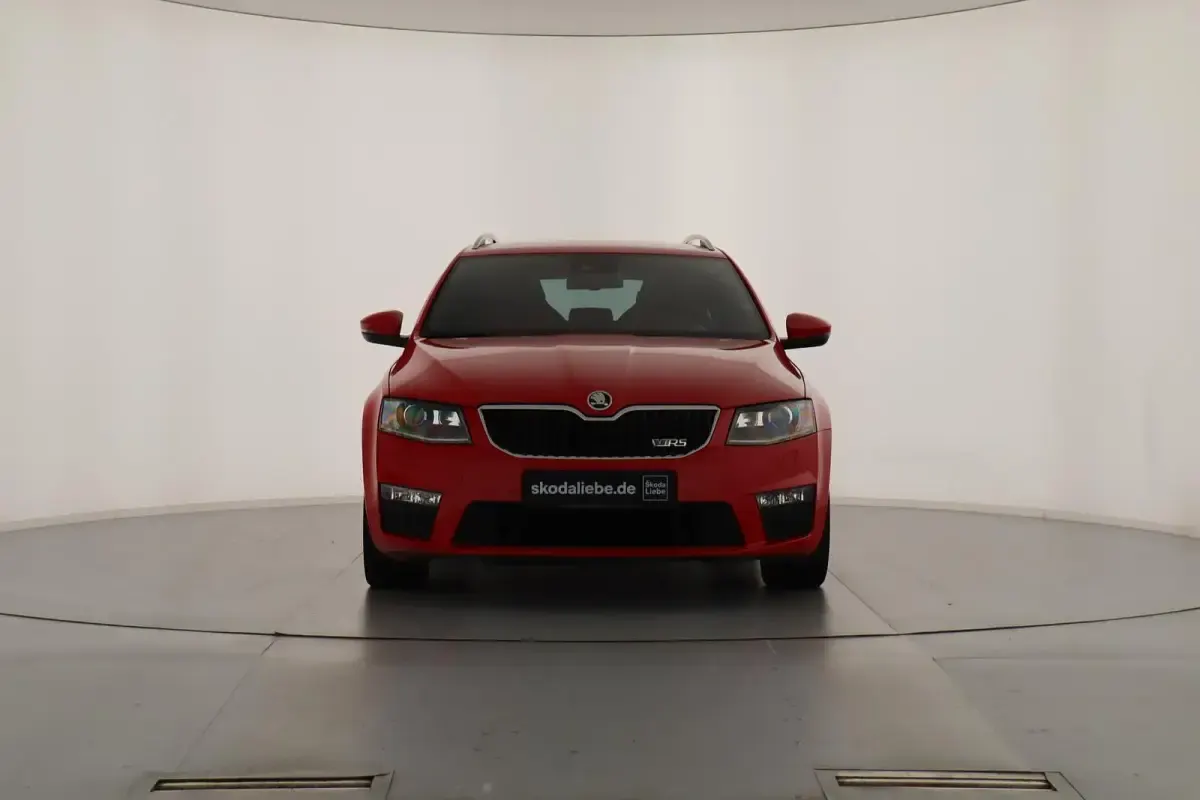 Gebraucht Skoda Octavia RS 220 PS (161 kW) 2015 Corridarot Kombi