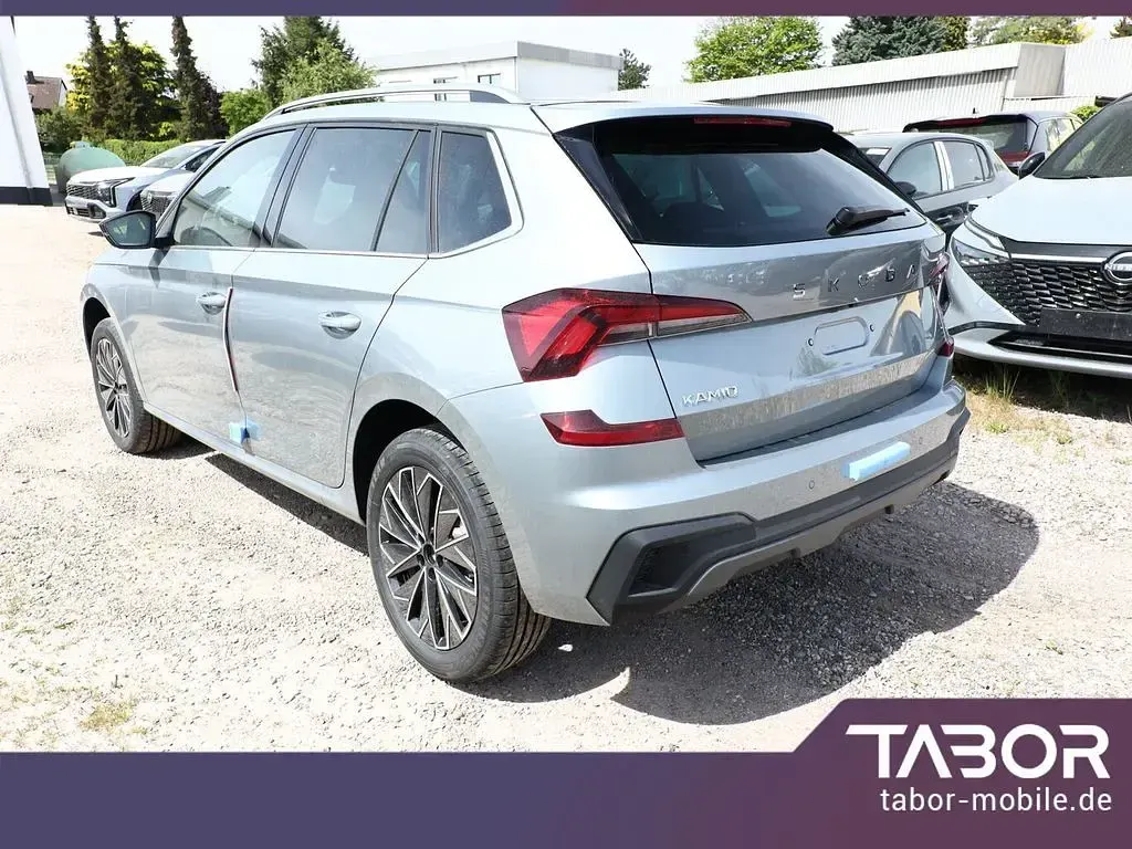 Nowe Skoda Kamiq Dynamic 150 KM (110 kW) 2026 Srebrny SUV