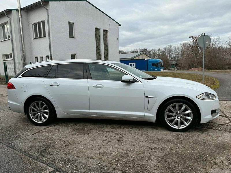 Gebraucht Jaguar XF 200 PS (147 kW) 2013 Weiß Kombi