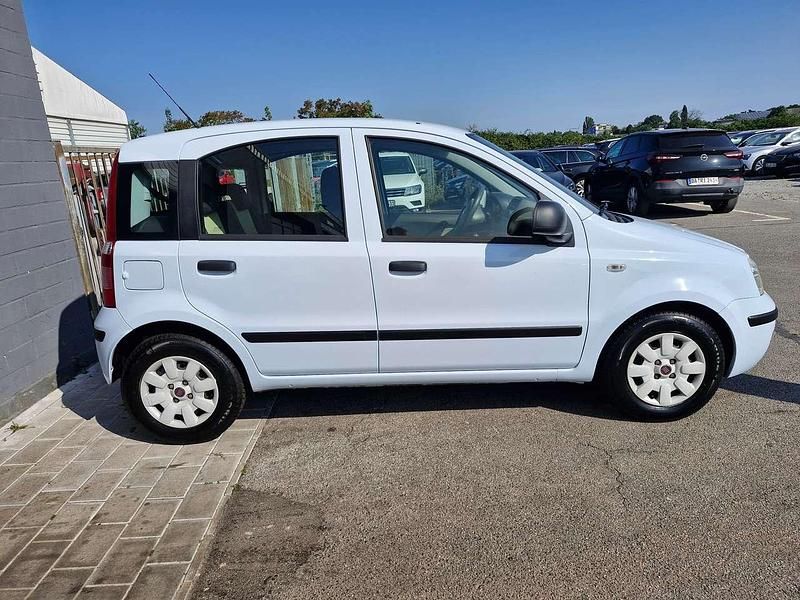 Gebraucht Fiat Panda Dynamic 60 PS (44 kW) 2010 Weiß Kleinwagen