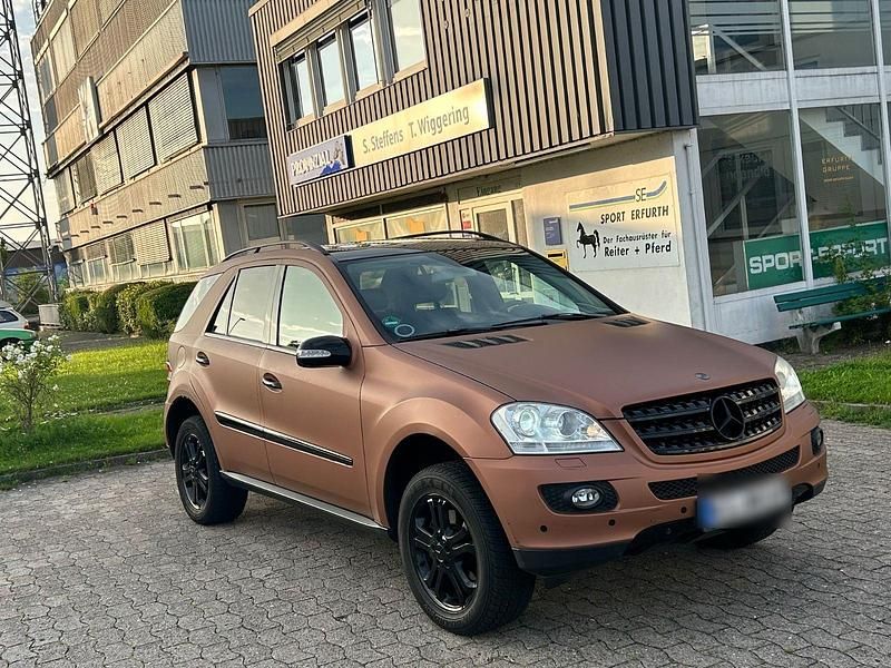 Gold Gebraucht 2005 Mercedes ML350 SUV | 8.100 € (Guter Preis) - Bild 1/4