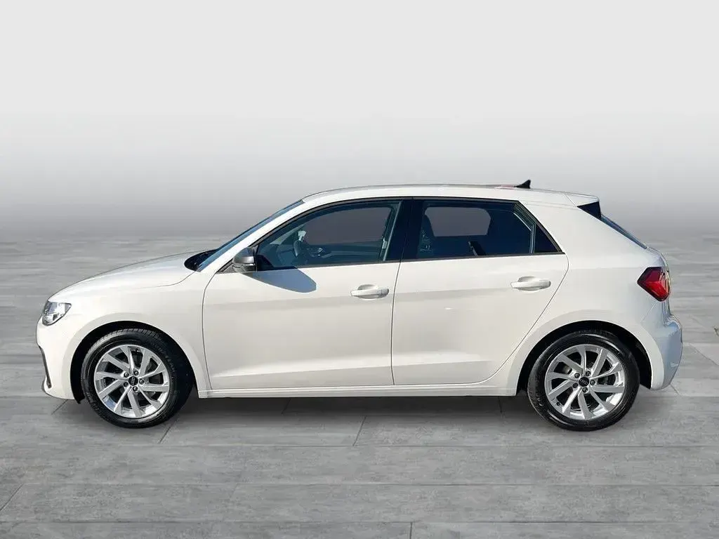 Gebraucht Audi A1 Sportback Advanced 110 PS (80 kW) 2021 Cortinaweiß Kleinwagen