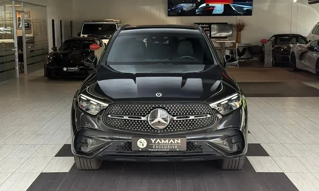 Gebraucht Mercedes GLC400d AMG Line Premium Plus 252 PS (185 kW) 2024 Grau SUV