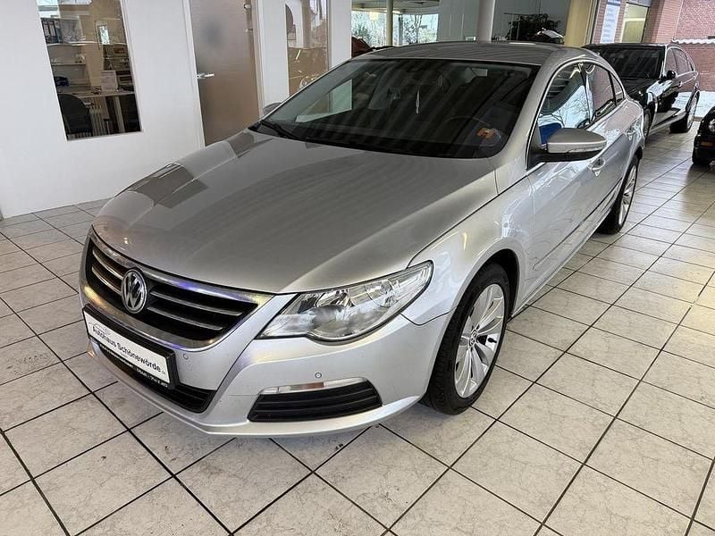Silber Gebraucht 2010 VW Passat Limousine | 3.990 € (Guter Preis) - Bild 1/4