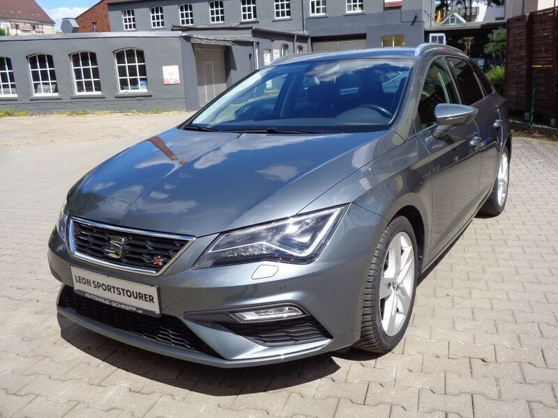 Grau Gebraucht 2017 Seat Leon ST FR Kombi | 15.890 € (Etwas zu teuer) - Bild 1/4