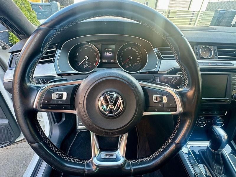 Gebraucht VW Passat Highline 179 PS (131 kW) 2016 Weiß Kombi