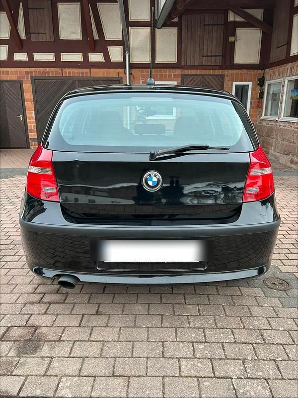Gebraucht BMW 116 Advantage 122 PS (89 kW) 2007 Schwarz Kleinwagen