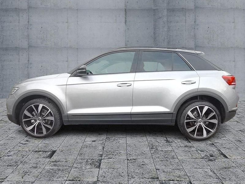 Neu VW T-Roc IQ Drive 150 PS (110 kW) 2026 Silber SUV