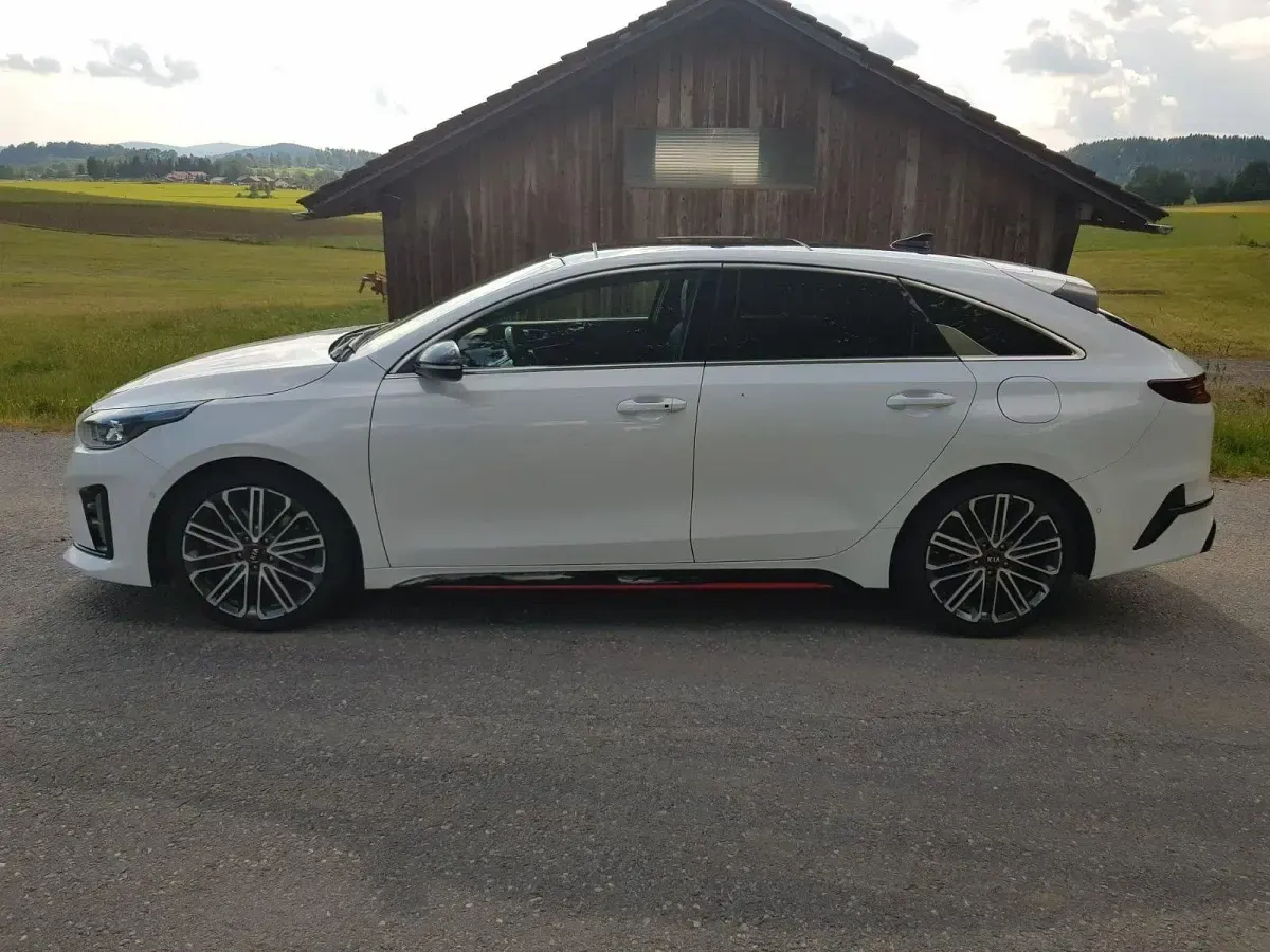 Gebraucht Kia ProCeed GT 204 PS (150 kW) 2019 Weiß Kombi
