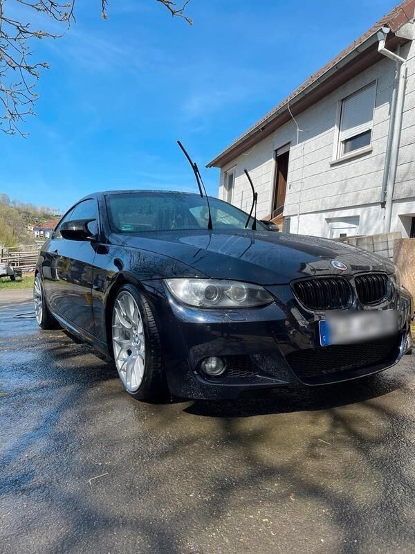 Schwarz Gebraucht 2009 BMW 335 Performance Coupé | 14.500 € (Etwas zu teuer) - Bild 1/4