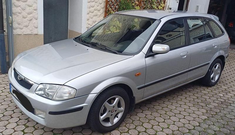Silber Gebraucht 2001 Mazda 323F Comfort Limousine | 2.200 € (Fairer Preis) - Bild 1/4