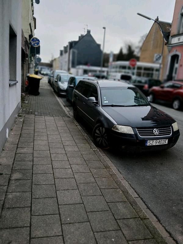 Gebraucht VW Passat 131 PS (96 kW) 2005 Silber Kombi