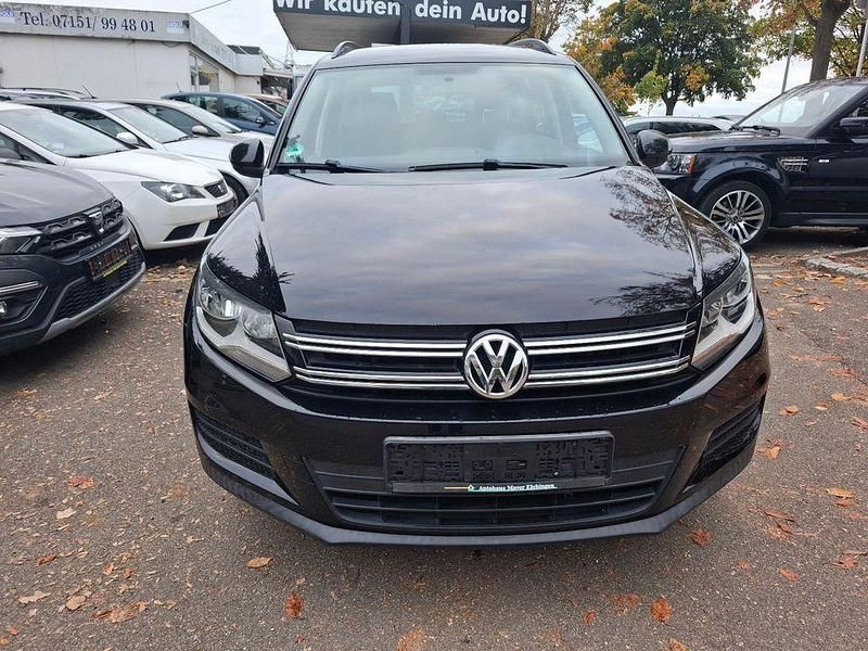 Schwarz Gebraucht 2011 VW Tiguan Trendline SUV | 6.600 € (Fairer Preis) - Bild 1/4