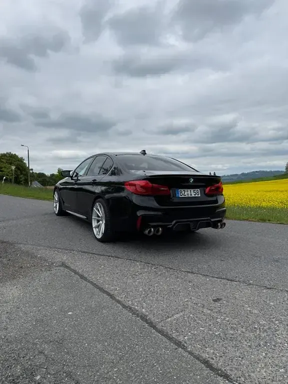 Gebraucht BMW 540 Performance 340 PS (250 kW) 2019 Schwarz Limousine