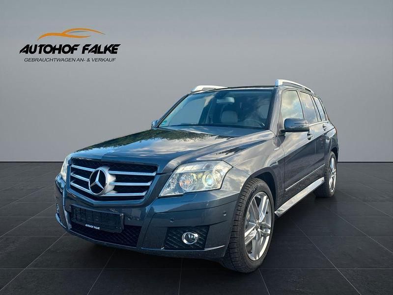 Grau Gebraucht 2009 Mercedes GLK220 SUV | 9.850 € (Fairer Preis) - Bild 1/4