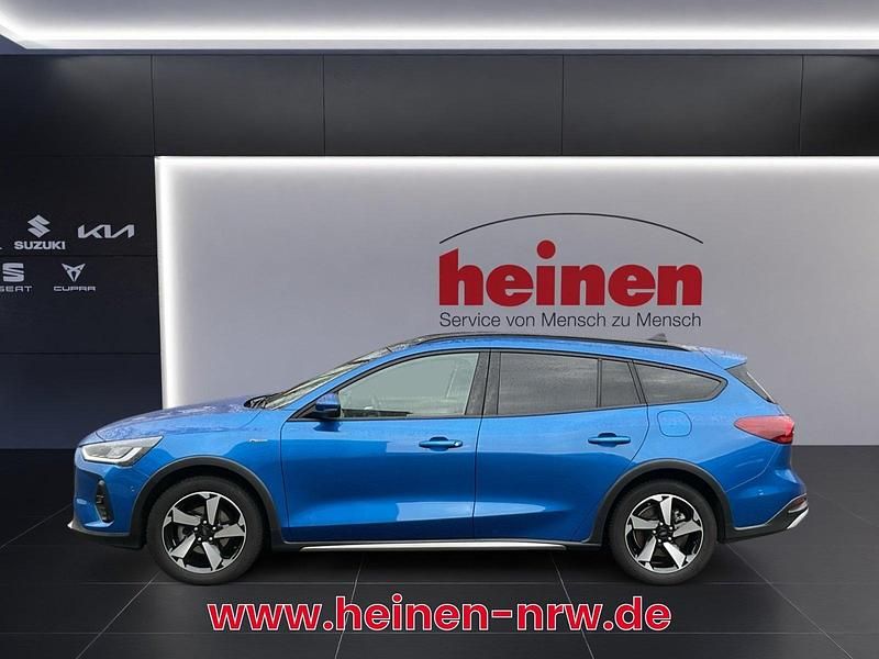 Gebraucht Ford Focus Active X 155 PS (114 kW) 2023 Dynamicblau Limousine