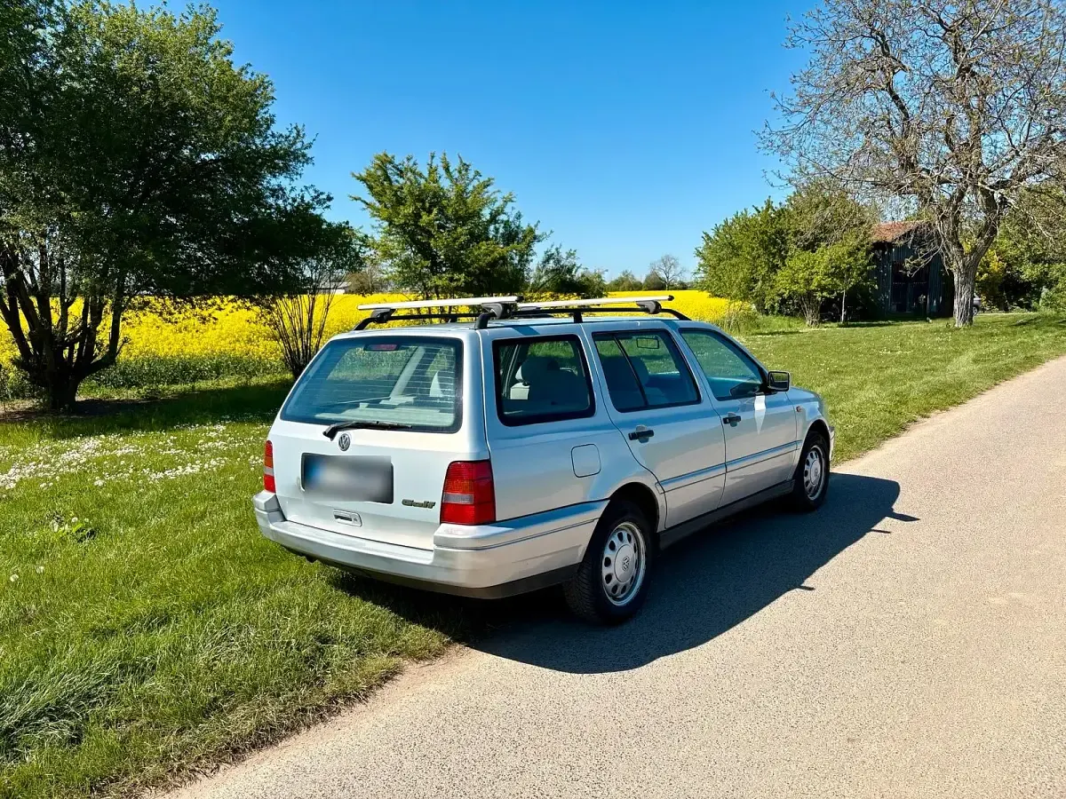 Gebraucht VW Golf III 101 PS (74 kW) 1998 Silber Kombi