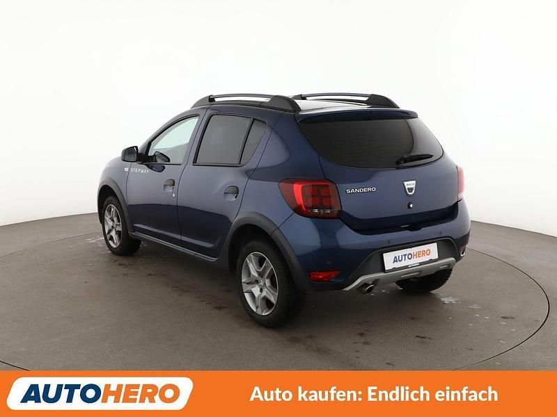 Gebraucht Dacia Sandero Prestige 90 PS (66 kW) 2017 Blau Kleinwagen