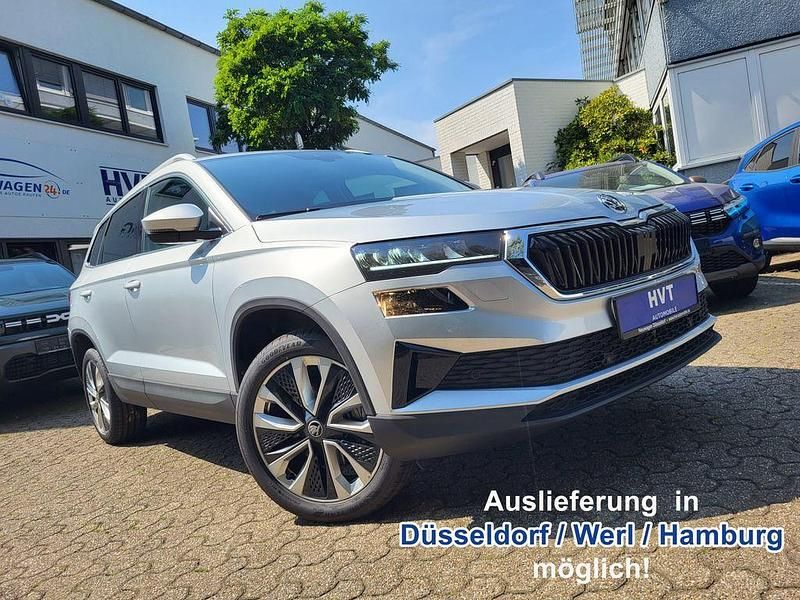 Brilliant silber metallic Gebraucht 2025 Skoda Karoq Selection SUV | 32.480 € (Guter Preis) - Bild 1/4