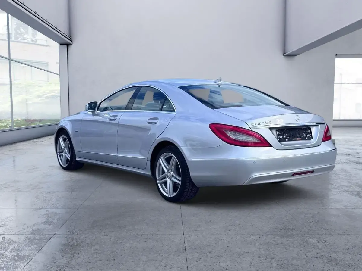 Gebraucht Mercedes CLS350 306 PS (225 kW) 2011 Silber Coupé