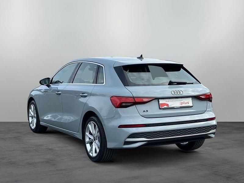 Second-hand Audi A3 Advanced Plus 150 CP (110 kW) 2025 Gri Berlinǎ