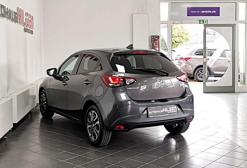 Gebraucht Mazda 2 Kizoku 75 PS (55 kW) 2017 Matrixgrau metallic Limousine