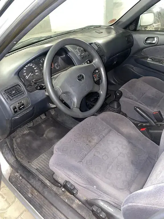Gebraucht Toyota Corolla 97 PS (71 kW) 1999 Grau Limousine