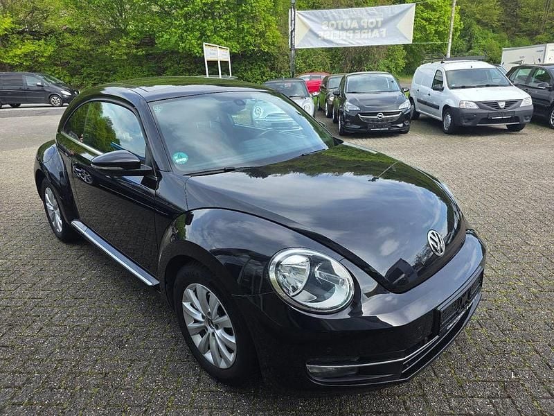 Usata VW Beetle Design 105 CV (77 kW) 2012 Nero Utilitaria