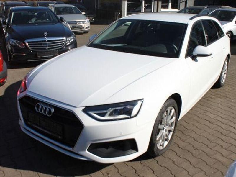 Gebraucht Audi A4 Basis 204 PS (150 kW) 2020 Ibisweiß Kombi