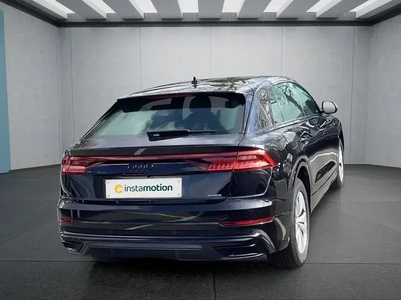 Gebraucht Audi Q8 286 PS (210 kW) 2023 Schwarz SUV
