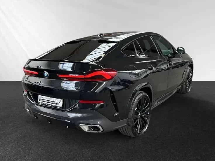 Gebraucht BMW X6 M Sport 352 PS (258 kW) 2025 Saphirschwarz metallic SUV