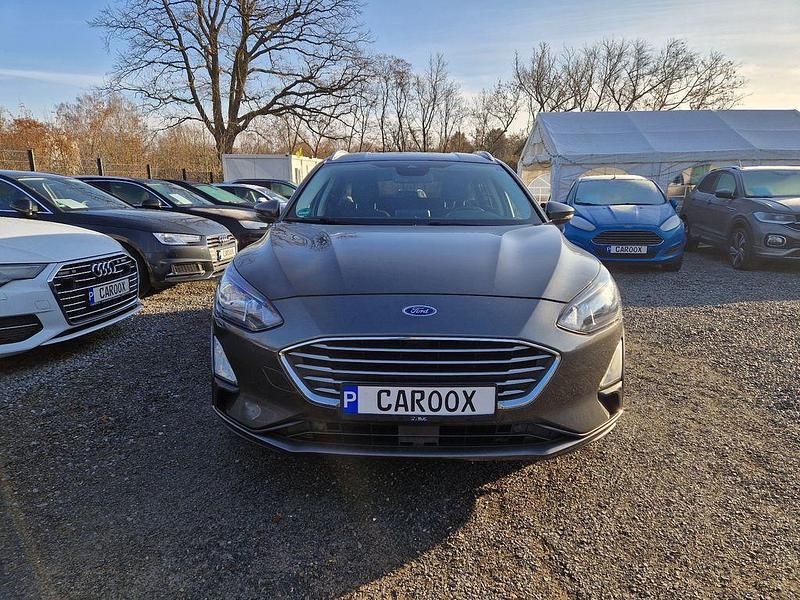 Gebraucht Ford Focus Cool & Connect 120 PS (88 kW) 2021 Grau Limousine