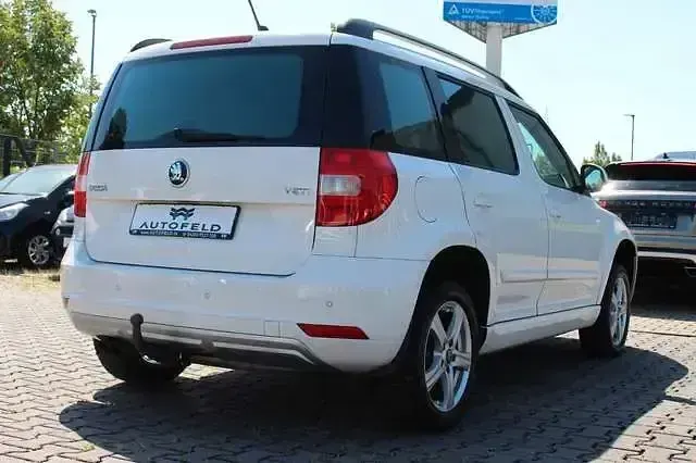 Gebraucht Skoda Yeti 122 PS (89 kW) 2014 Weiß SUV