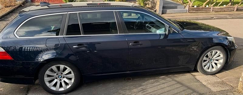 Gebraucht BMW 525 Sport Line 197 PS (144 kW) 2007 Kombi