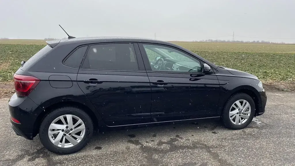 Usata VW Polo Style 110 CV (80 kW) 2023 Nero Utilitaria