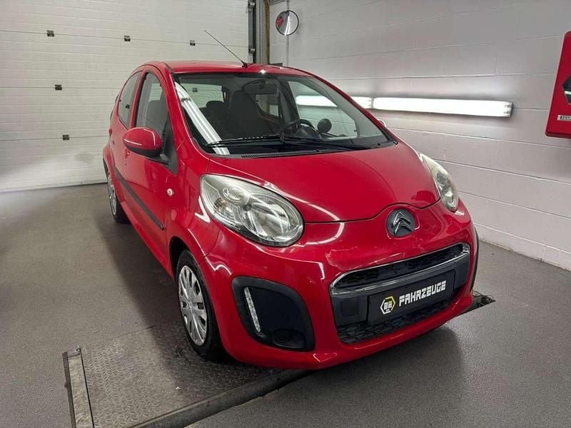 Rot Gebraucht 2012 Citroën C1 Tendance Kleinwagen | 3.999 € (Fairer Preis) - Bild 1/4