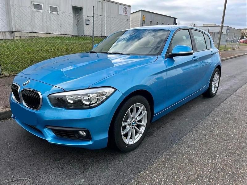 Blau Gebraucht 2018 BMW 116 Kleinwagen | 10.900 € (Guter Preis) - Bild 1/4