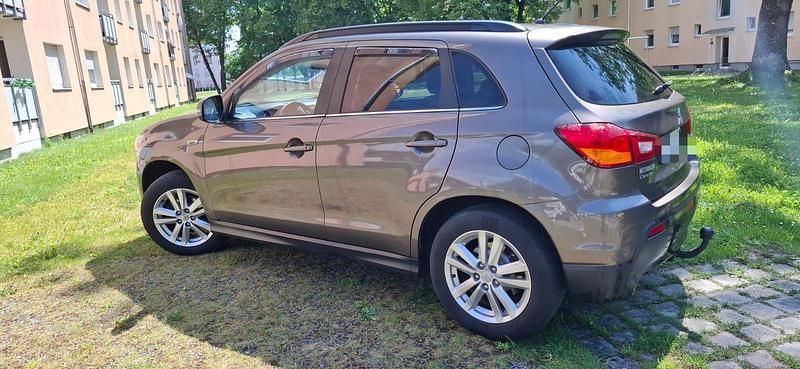 Gebraucht Mitsubishi ASX 150 PS (110 kW) 2012 Braun SUV