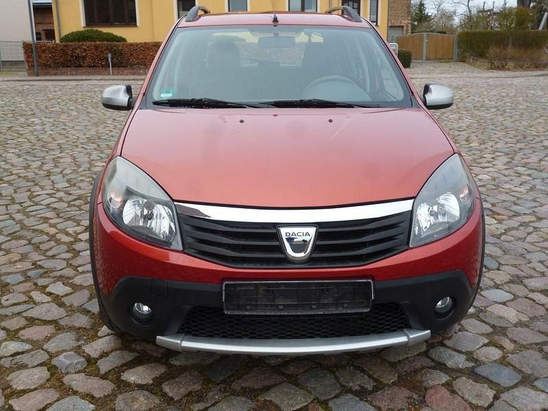 Gebraucht Dacia Sandero Stepway 84 PS (61 kW) 2011 Limousine