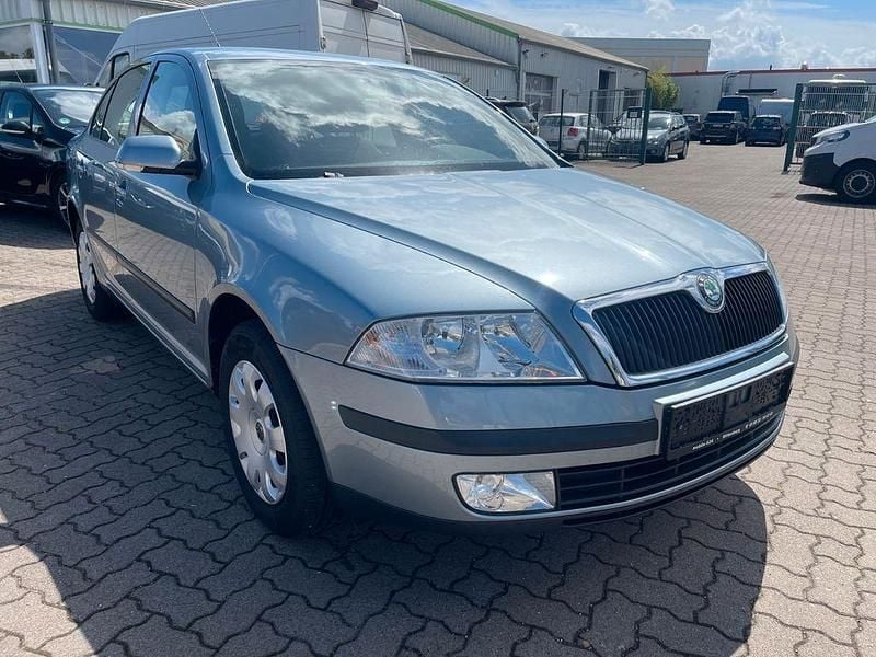 Gebraucht Skoda Octavia Ambiente 102 PS (75 kW) 2005 Grau Limousine