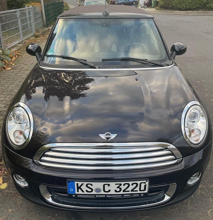 Schwarz Gebraucht 2014 Mini One Cabriolet Cabrio | 11.990 € (Fairer Preis) - Bild 1/4