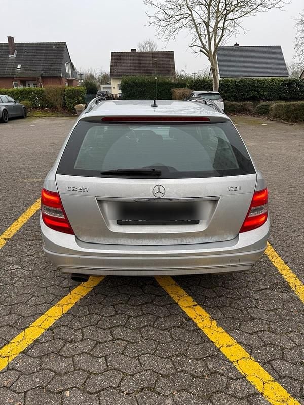 Gebraucht Mercedes C220 170 PS (125 kW) 2011 Silber Kombi