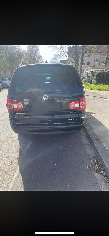 Gebraucht VW Sharan 140 PS (102 kW) 2007 Schwarz Van / Kleinbus