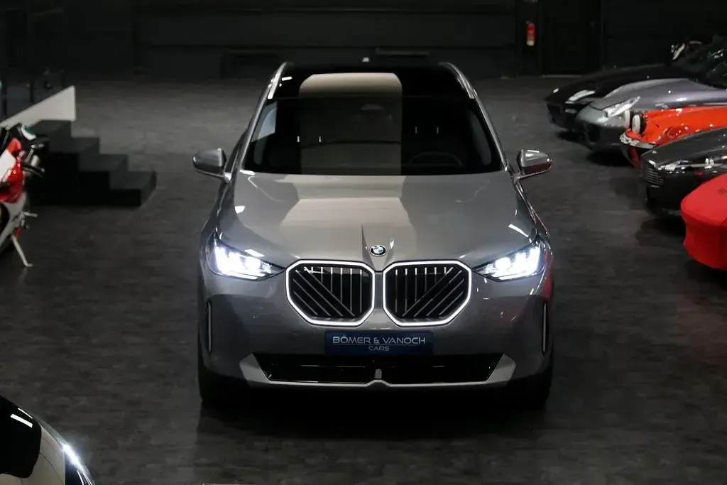 Gebraucht BMW X3 Comfort Edition 190 PS (139 kW) 2025 Grau SUV