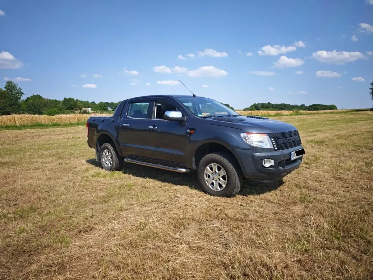 Gebraucht Ford Ranger 150 PS (110 kW) 2012 Grau Pickup